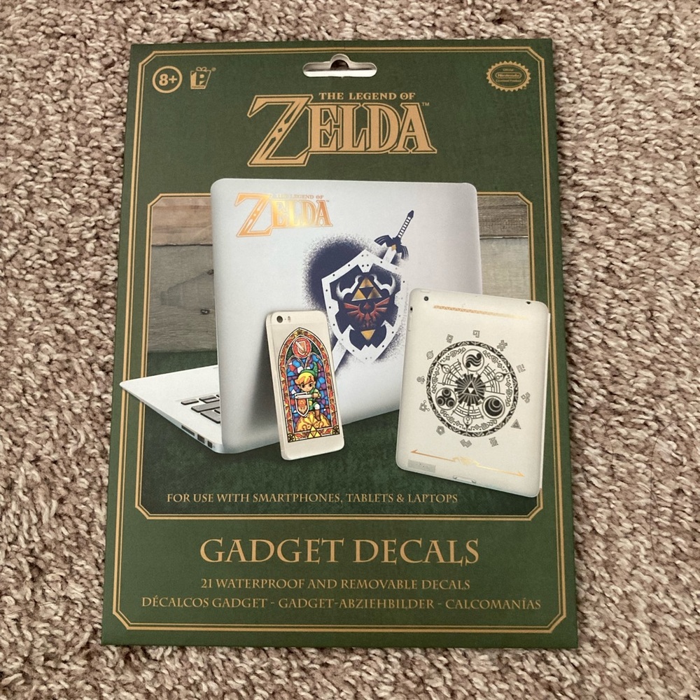 The Legend of Zelda Set of Removable Gadget Decals Hyrule NEW Sealed Full Set